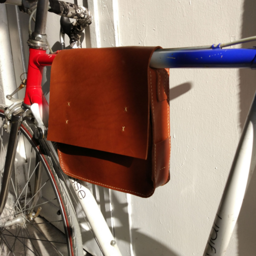 geanta din piele pentru bicicleta